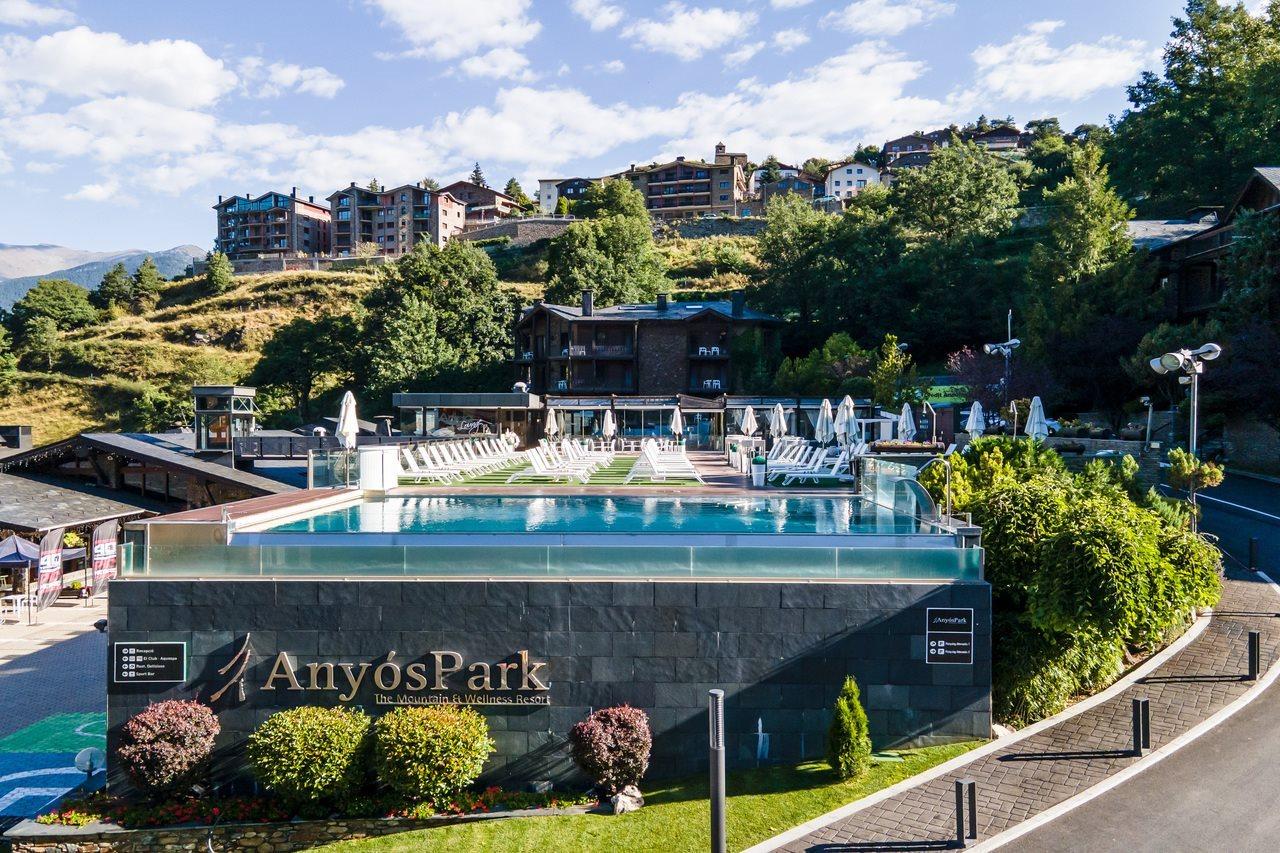 Aparthotel Anyospark Mountain & Wellness Resort Ла-Массана Екстер'єр фото